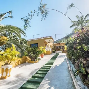 https://finca-alejandrina.tenerifehoteles.net